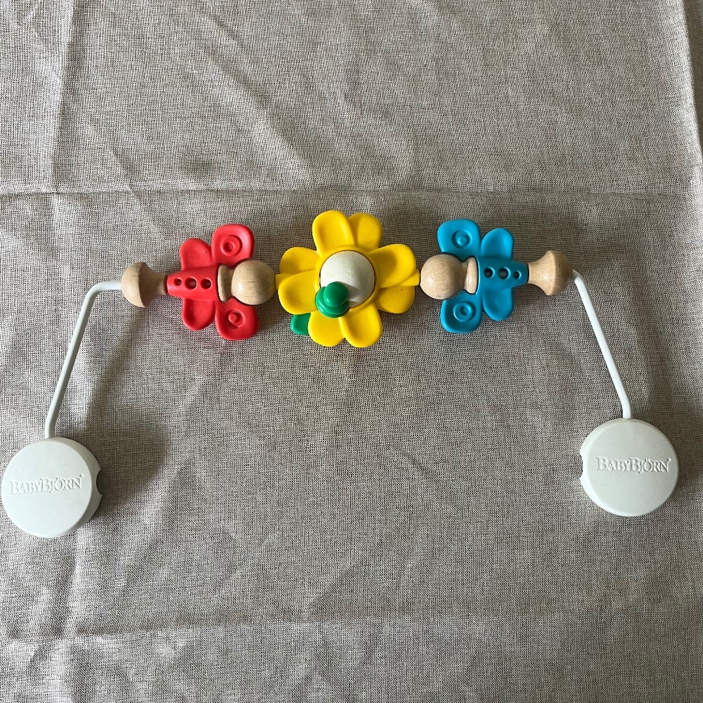 Baby Bjorn Bouncer Toy Bar